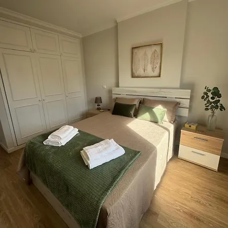 アパート Ajuda Mar Holidays Ii *