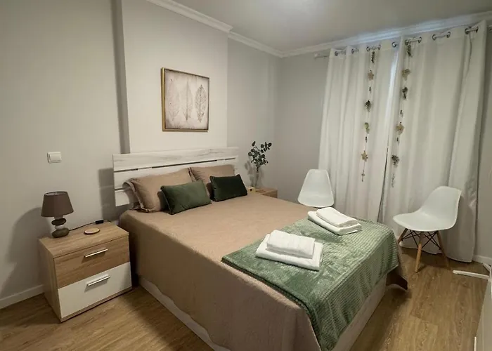 アパート Ajuda Mar Holidays Ii *